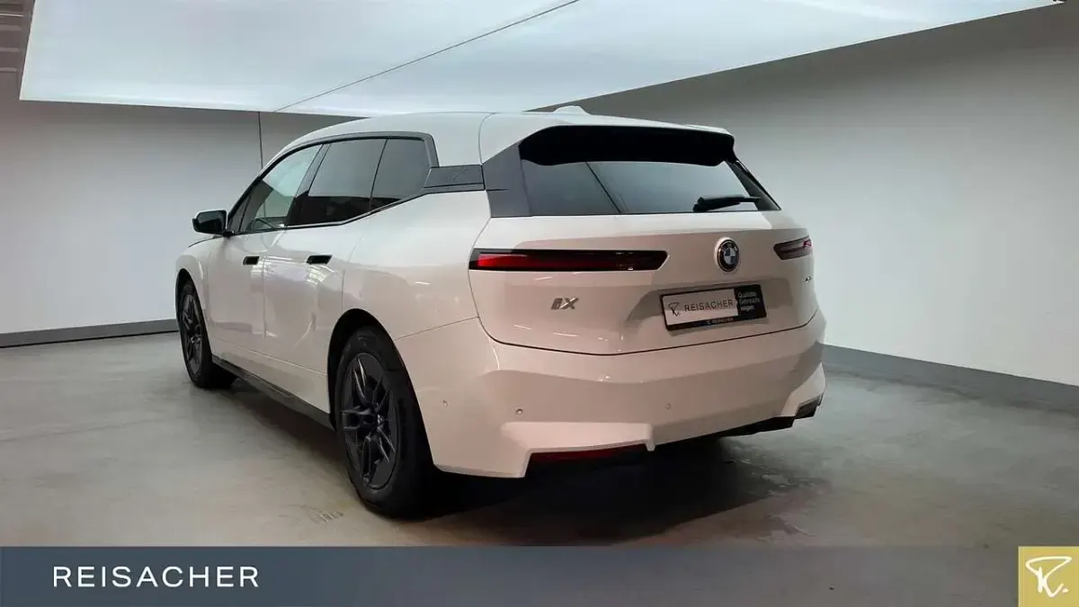 Brugt BMW iX 300 kW (408 HK) 2025 Hvid SUV