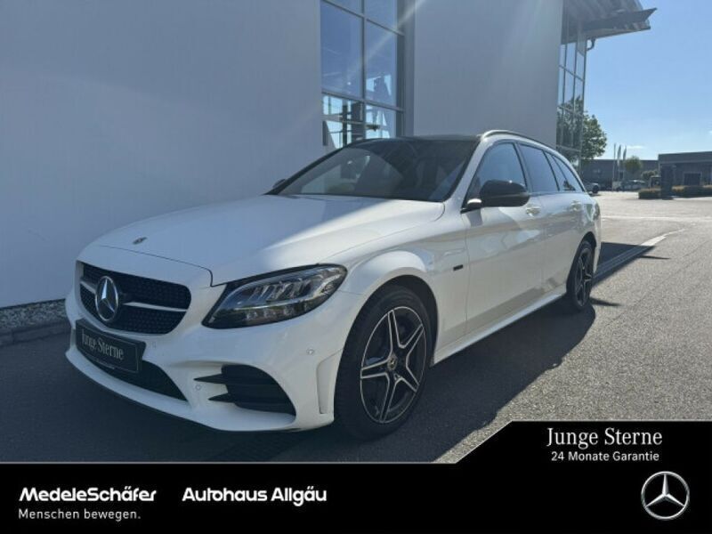 Unilack polarweiß Gebraucht 2021 Mercedes C300e AMG Kombi | 27.789 € (Fairer Preis) - Bild 1/4
