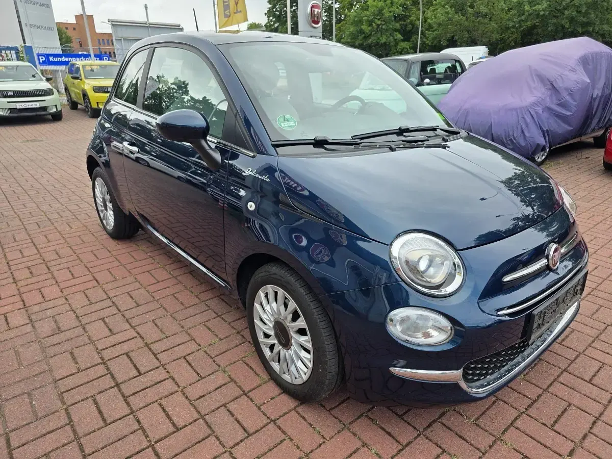 Gebraucht Fiat 500 Dolcevita 71 PS (52 kW) 2022 Blau Kleinwagen