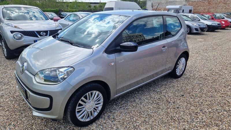 Silber Gebraucht 2014 VW up! Cup Kleinwagen | 7.990 € (Fairer Preis) - Bild 1/3