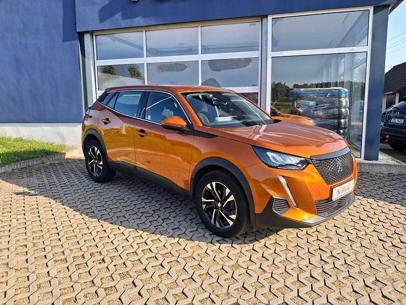 Gebraucht Peugeot 2008 Active 131 PS (96 kW) 2021 Fusion orange SUV