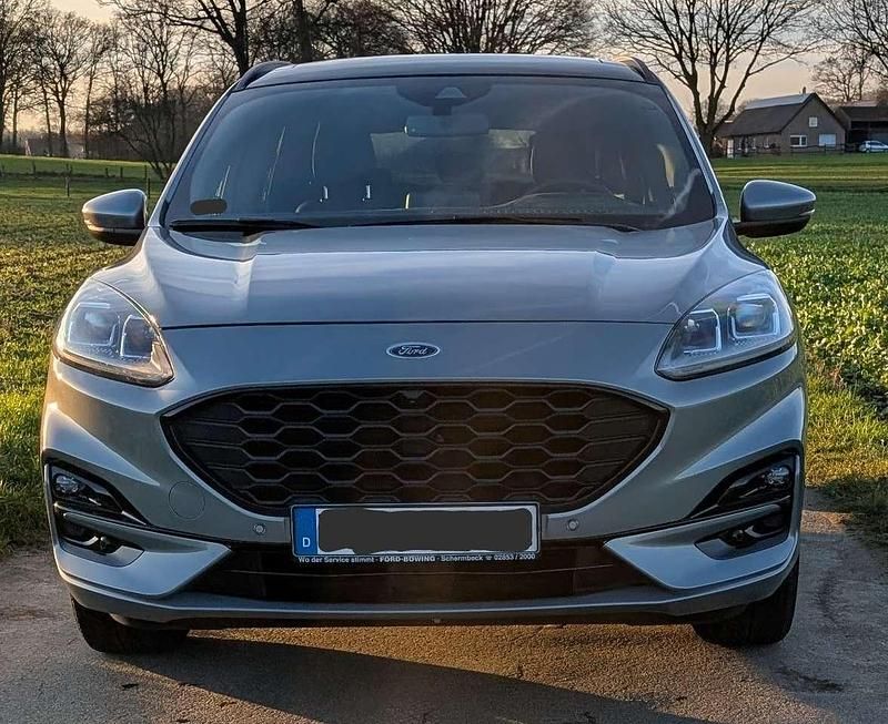 Gebraucht Ford Kuga ST-Line X 190 PS (139 kW) 2022 Silber SUV