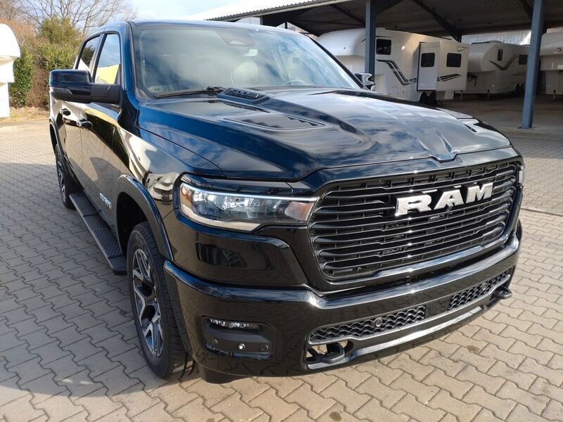 Schwarz Neu 2024 Dodge Ram Abholung | 82.850 € (Teuer) - Bild 1/4