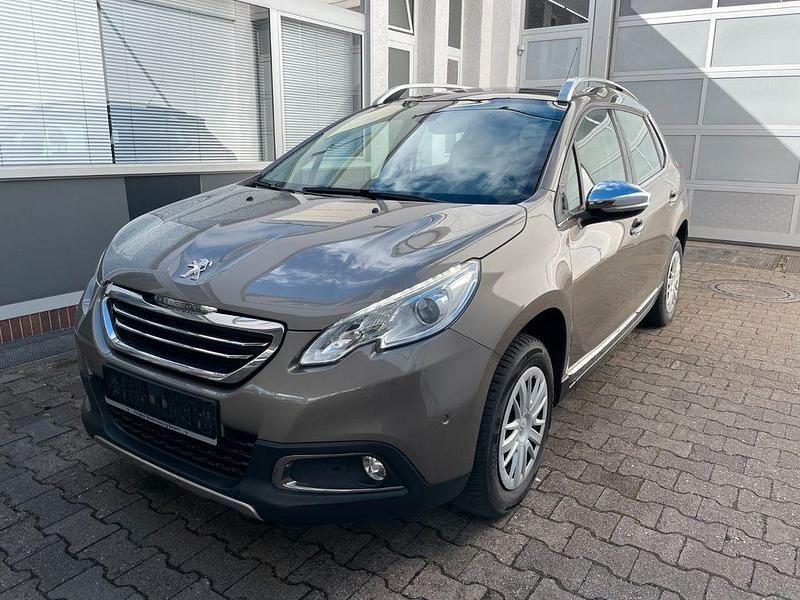 Grau Gebraucht 2014 Peugeot 2008 Allure SUV | 6.995 € (Guter Preis) - Bild 1/4
