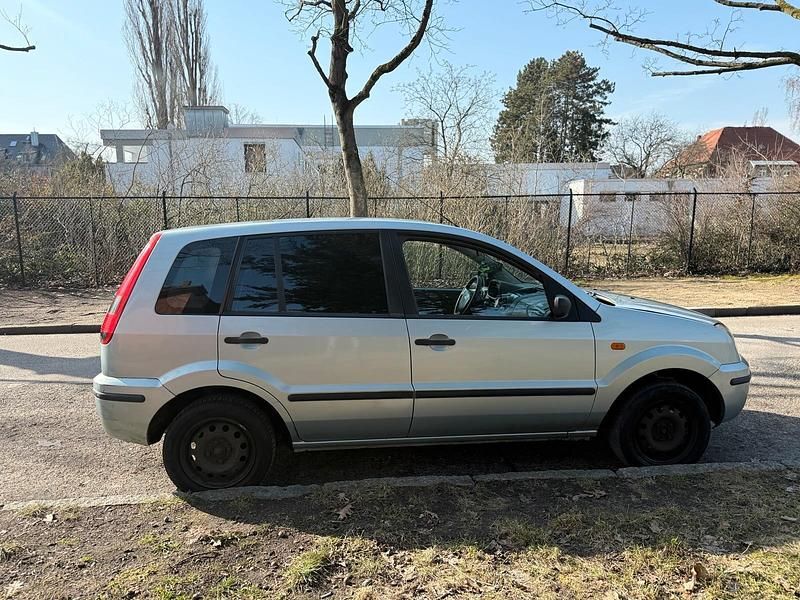 Gebraucht Ford Fusion 68 PS (50 kW) 2004 Grün Kleinwagen