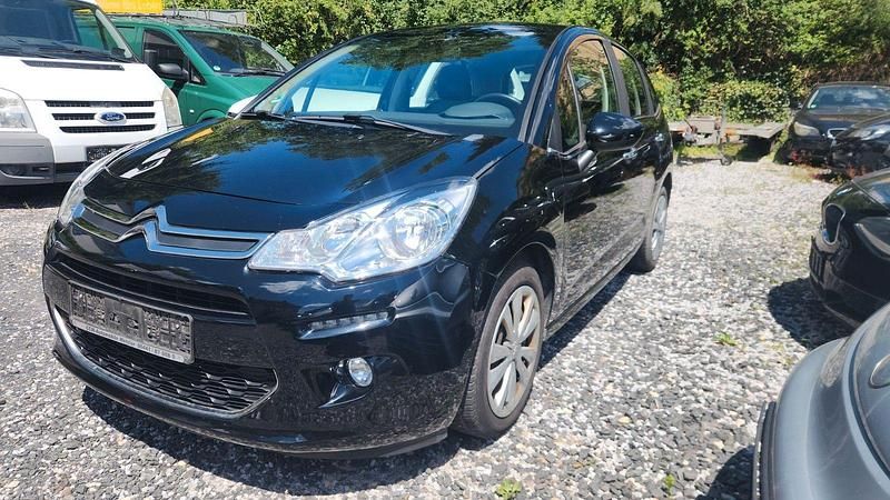 Second-hand Citroën C3 SELECTION 82 CP (60 kW) 2015 Berlinǎ