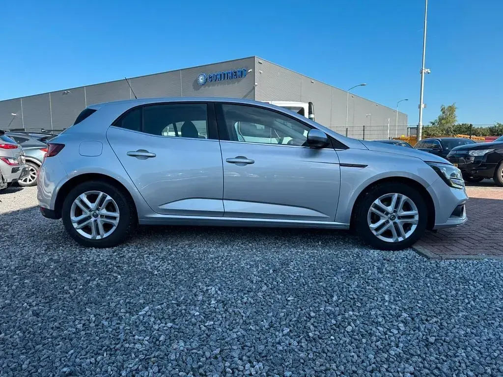 Gebraucht Renault Mégane Business 116 PS (85 kW) 2019 Grau Limousine