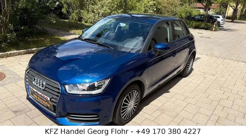 Gebraucht Audi A1 Sportback Basis 116 PS (85 kW) 2017 Blau Kleinwagen