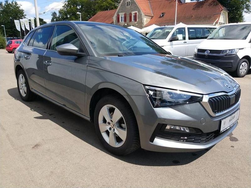Gebraucht Skoda Scala Style 150 PS (110 kW) 2023 Grau Kleinwagen