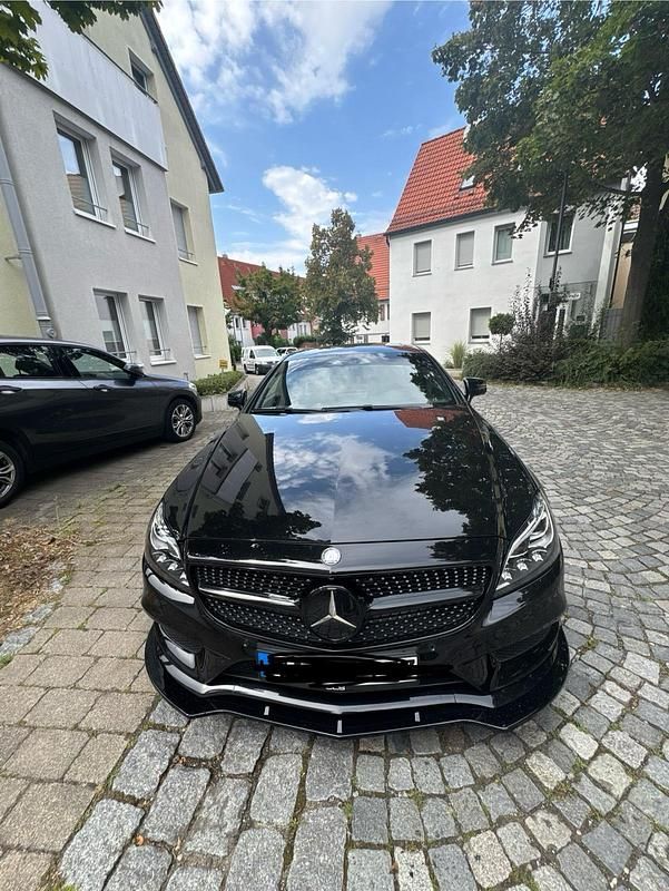 Schwarz Gebraucht 2016 Mercedes CLS350 AMG Coupé | 24.500 € (Etwas zu teuer) - Bild 1/4