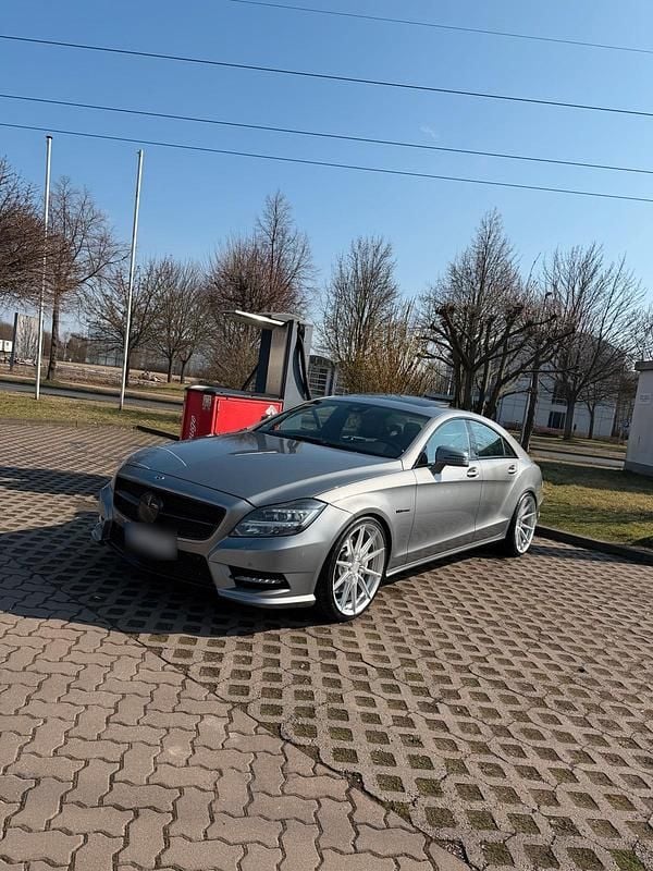 Gebraucht Mercedes CLS500 408 PS (300 kW) 2011 Grau Limousine