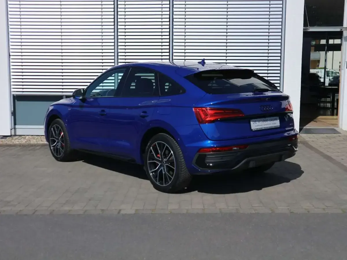 Gebraucht Audi Q5 S-Line 367 PS (269 kW) 2022 Ultrablau metallic SUV
