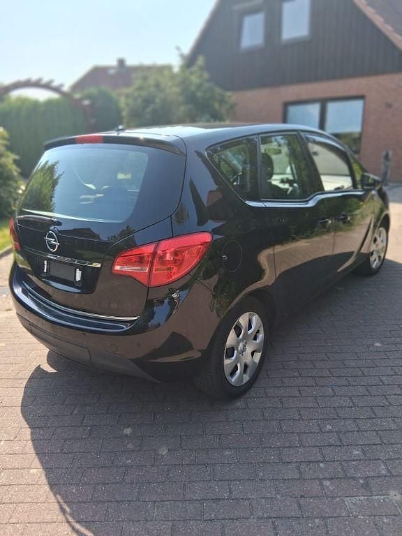 Schwarz Gebraucht 2010 Opel Meriva Selection Van / Kleinbus | 3.750 € (Guter Preis) - Bild 1/4