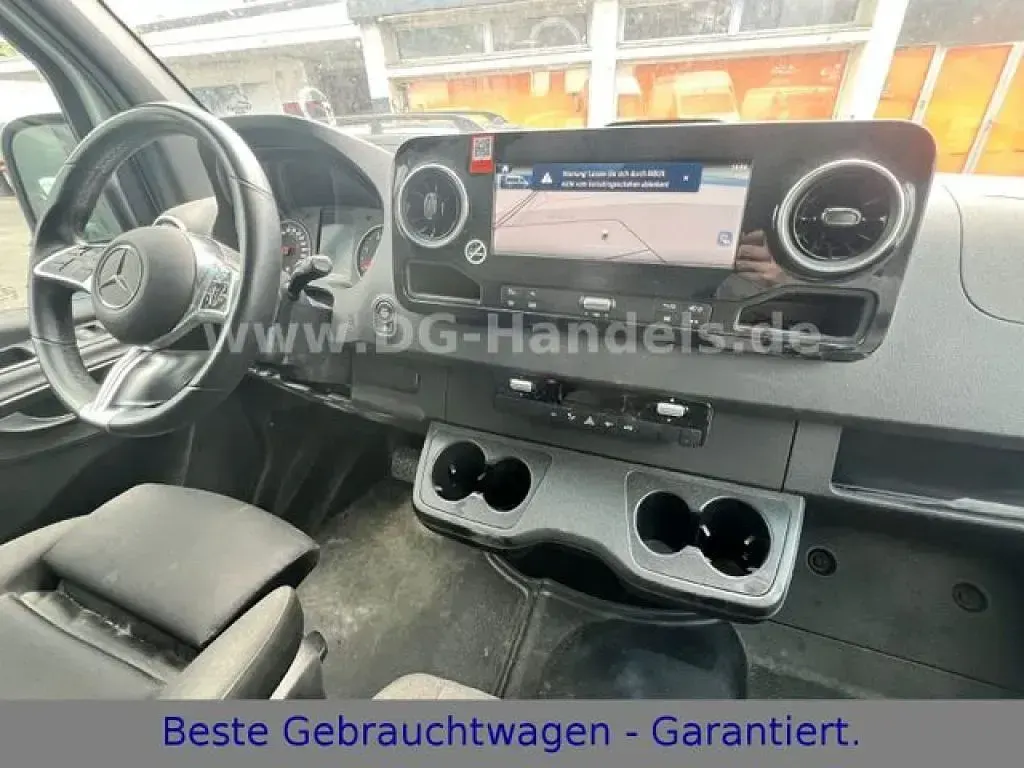 Gebraucht Mercedes Sprinter 170 PS (125 kW) 2025 Arktikweiss Van