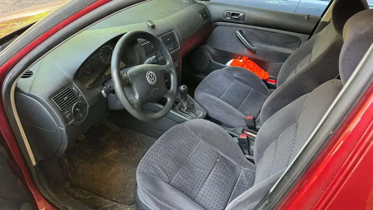 Gebraucht VW Golf III Basis 75 PS (55 kW) 1998 Rot Limousine