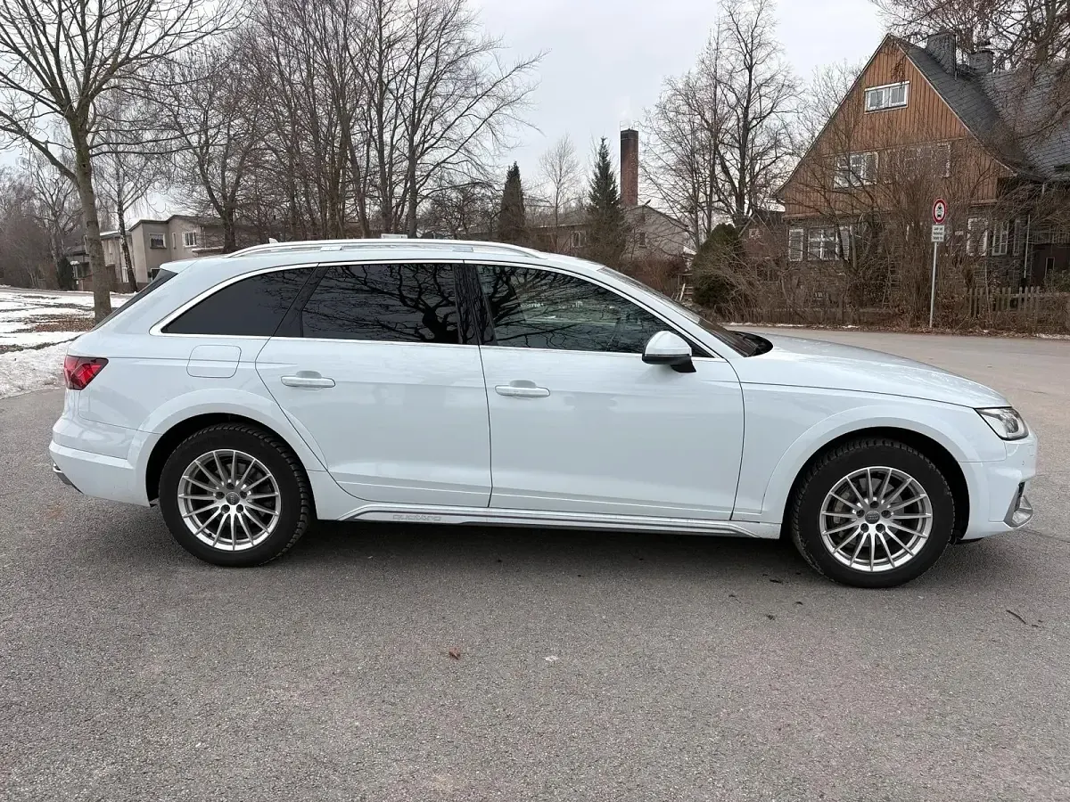 Używany Audi A4 Allroad Ambiente 190 KM (139 kW) 2020 Biały Kombi