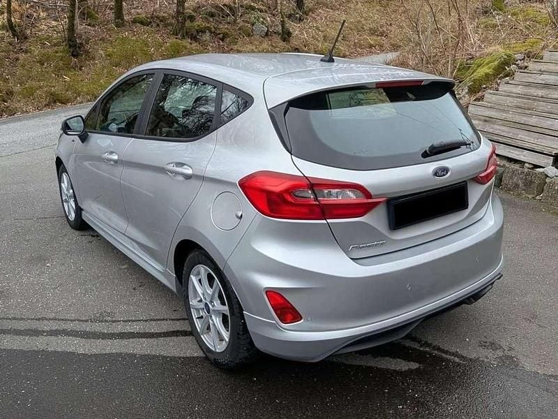 Gebraucht Ford Fiesta ST-Line 101 PS (74 kW) 2018 Silber Kleinwagen