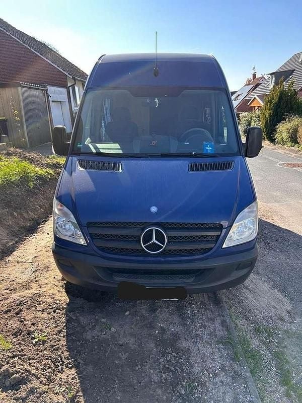 Blau Gebraucht 2010 Mercedes Sprinter Van | 10.999 € (Teuer) - Bild 1/4