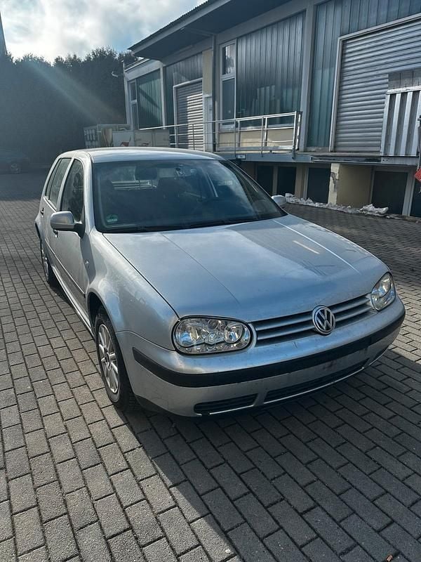 Usata VW Golf IV 2003 Grigio Utilitaria
