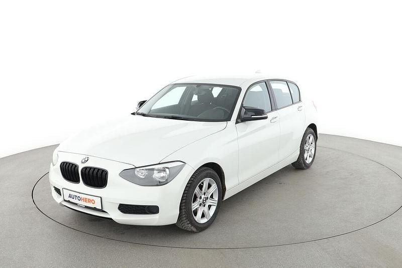 Weiß Gebraucht 2014 BMW 114 Kleinwagen | 9.790 € (Teuer) - Bild 1/3