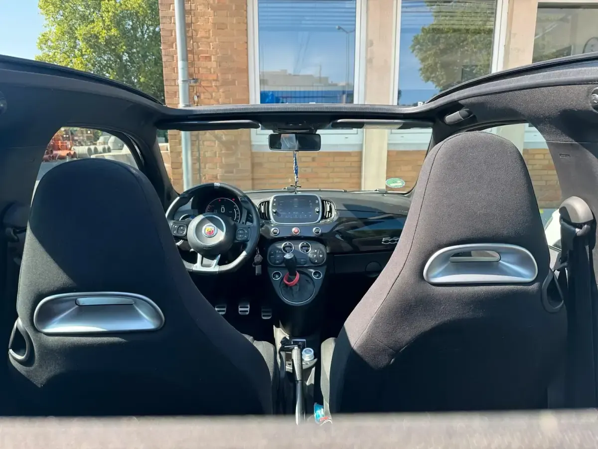 Gebraucht Abarth 595C 145 PS (106 kW) 2020 Schwarz Cabrio