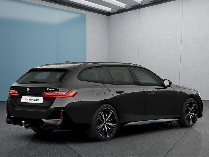 Gebraucht BMW 540 303 PS (222 kW) 2025 Schwarz Kombi