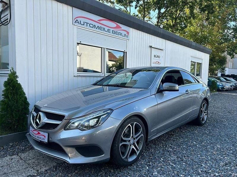 Grau Gebraucht 2015 Mercedes E250 Coupé | 11.900 € (Superpreis) - Bild 1/4