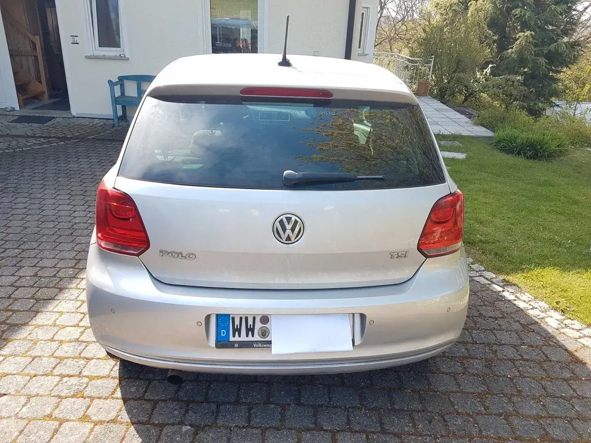 Gebraucht VW Polo Team 105 PS (77 kW) 2010 Silber Kleinwagen