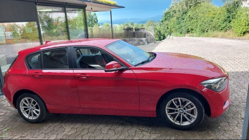 Rot Gebraucht 2014 BMW 116 Advantage Kleinwagen | 7.500 € (Guter Preis) - Bild 1/4