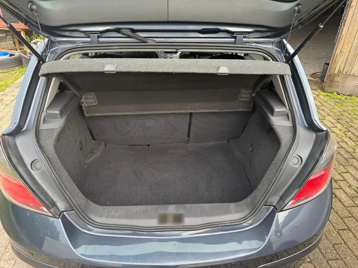 Gebraucht Opel Astra 116 PS (85 kW) 2008 Blau Kleinwagen