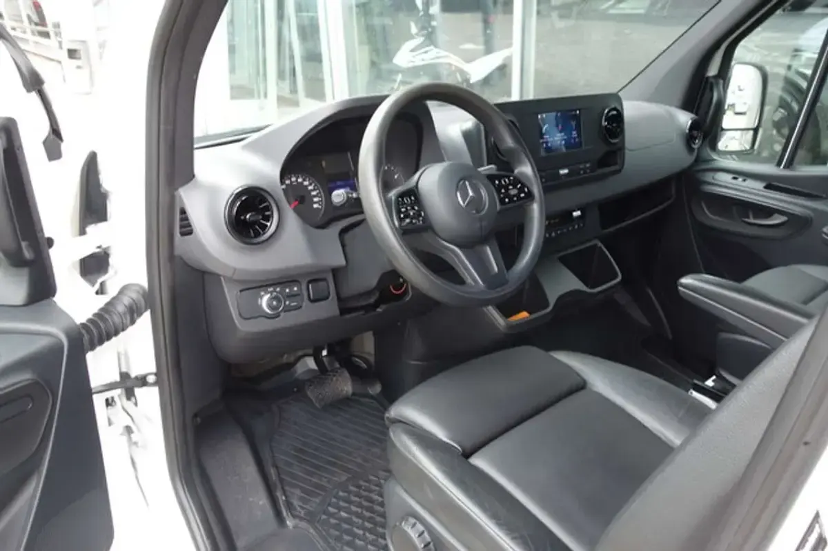 Gebraucht Mercedes Sprinter 190 PS (139 kW) 2021 Weiß Van