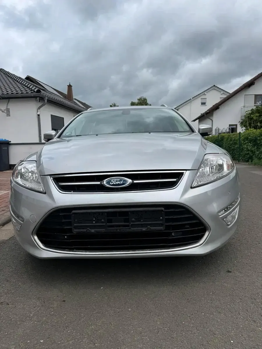 Second-hand Ford Mondeo 116 CP (85 kW) 2013 Argintiu Break