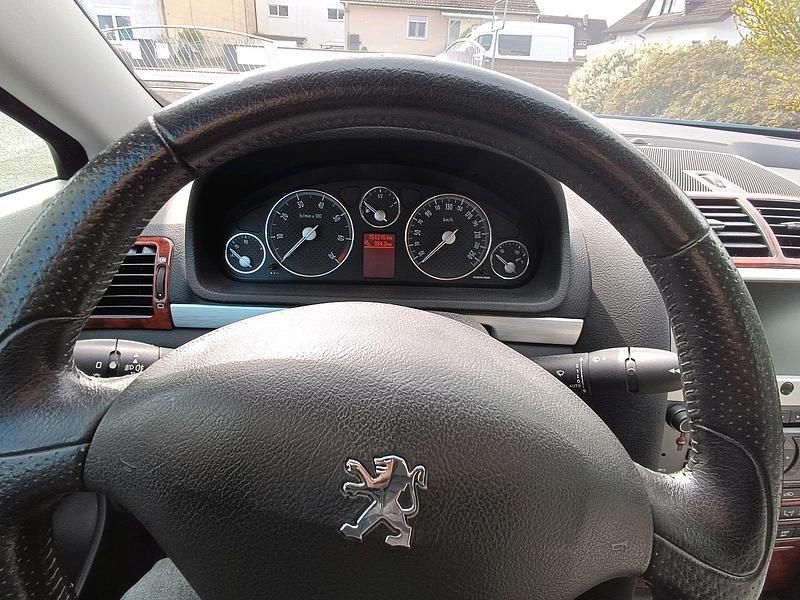Gebraucht Peugeot 407 Coupe 211 PS (155 kW) 2006 Blau Coupé