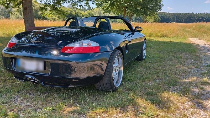 Second-hand Porsche Boxster 228 CP (167 kW) 2000 Albastru Cabrio