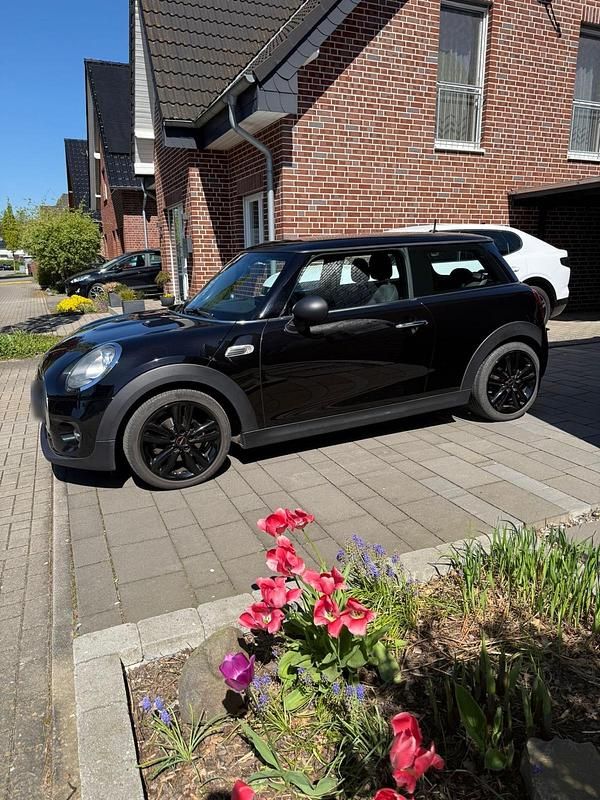 Usata Mini ONE 75 CV (55 kW) 2017 Nero Utilitaria