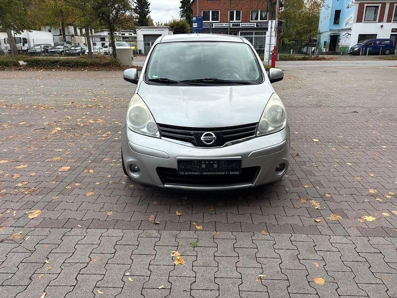 Gebraucht Nissan Note Acenta 103 PS (75 kW) 2011 Silber Van / Kleinbus