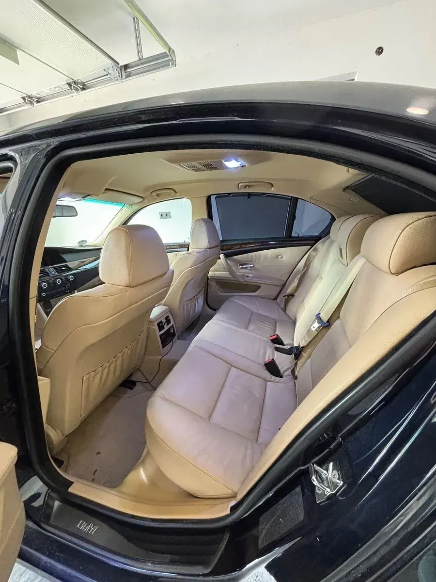 Gebraucht BMW 530 Sport Line 272 PS (200 kW) 2007 Blau Limousine
