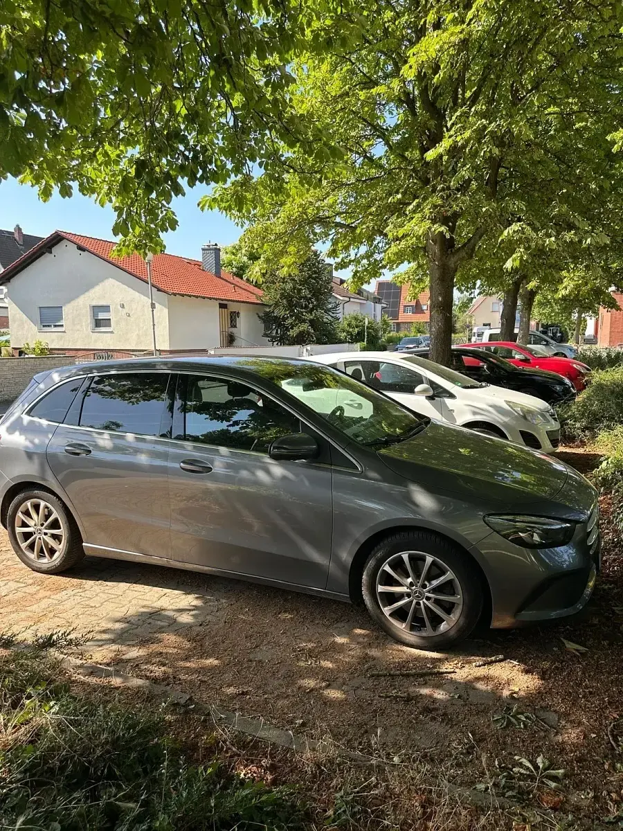 Gebraucht Mercedes C180 190 PS (139 kW) 2020 Grau Limousine