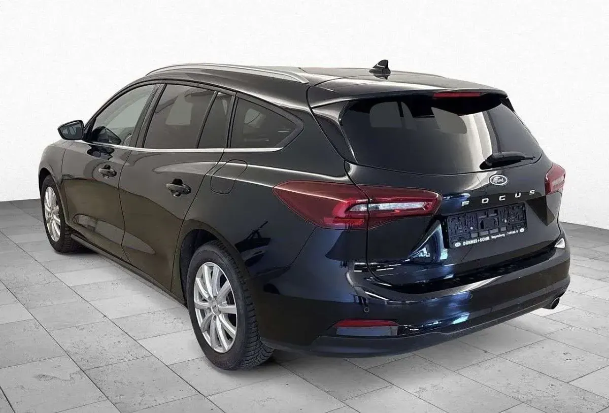 Gebraucht Ford Focus Titanium 180 PS (132 kW) 2023 Agate black (metallic) Kombi
