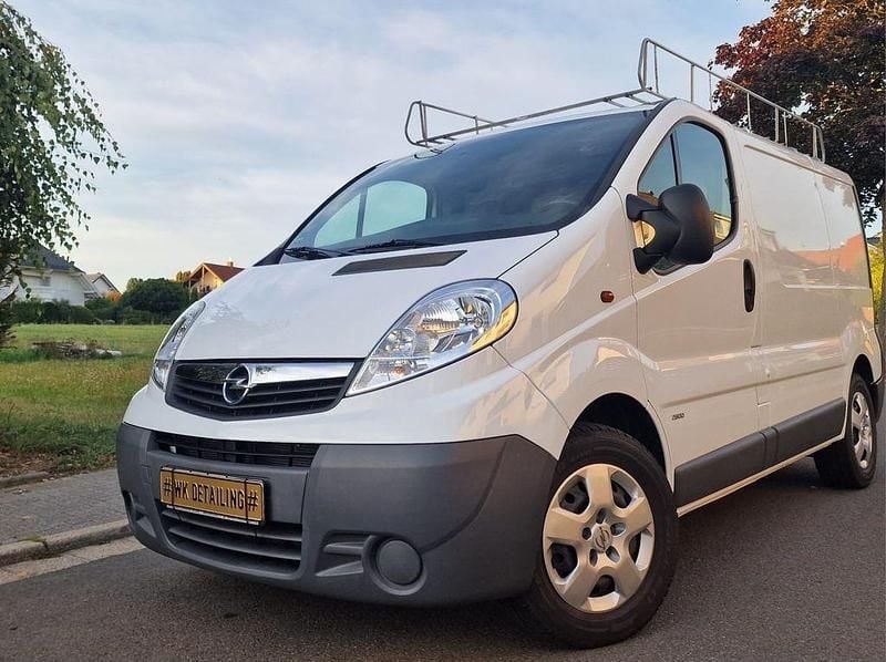 Weiß Gebraucht 2014 Opel Vivaro Van | 8.700 € - Bild 1/4