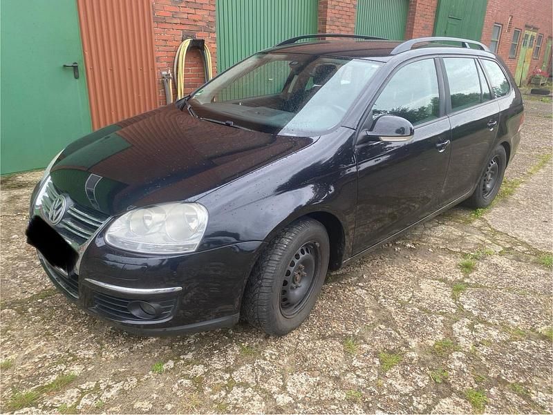 Schwarz Gebraucht 2007 VW Golf V Kombi | 3.000 € (Etwas zu teuer) - Bild 1/4