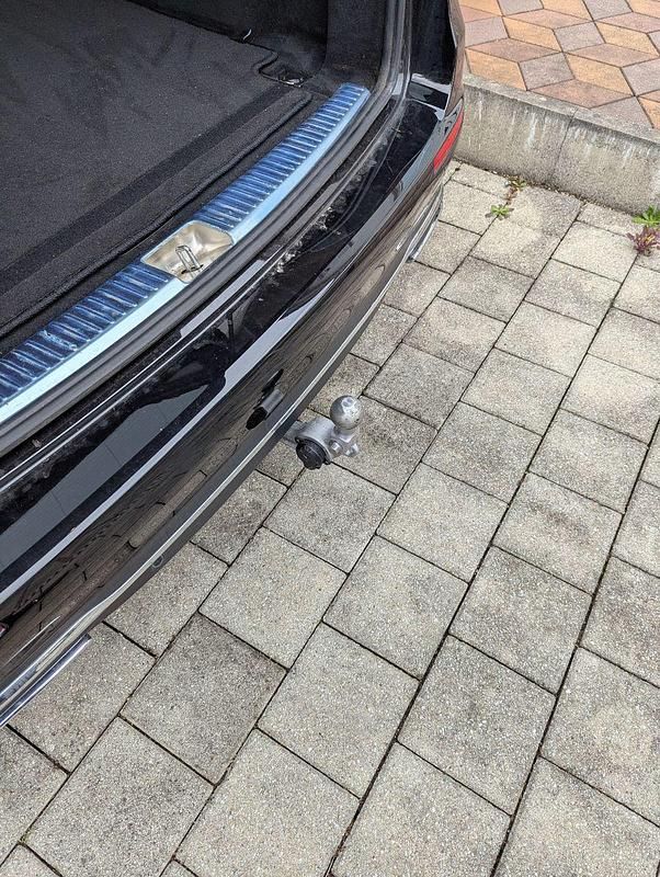 Gebraucht Mercedes E220 194 PS (142 kW) 2018 Schwarz Kombi