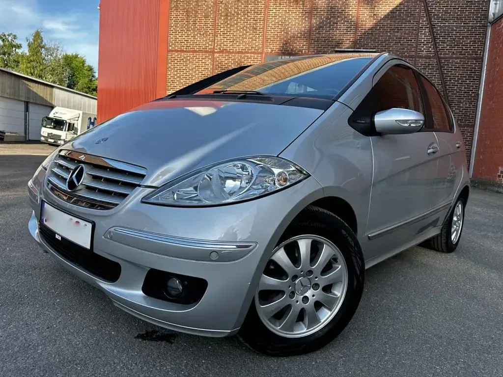 Używany Mercedes A170 116 KM (85 kW) 2006 Srebrny Sedan/Limuzyna