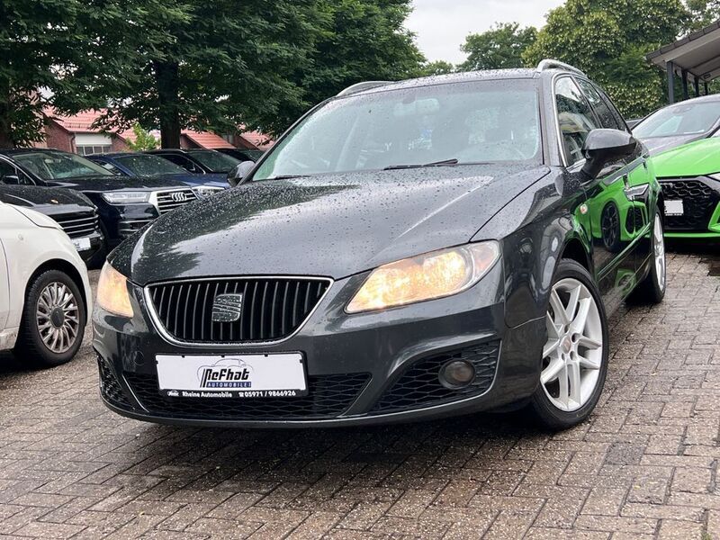 Grau Gebraucht 2011 Seat Exeo Style Limousine | 2.900 € (Fairer Preis) - Bild 1/4