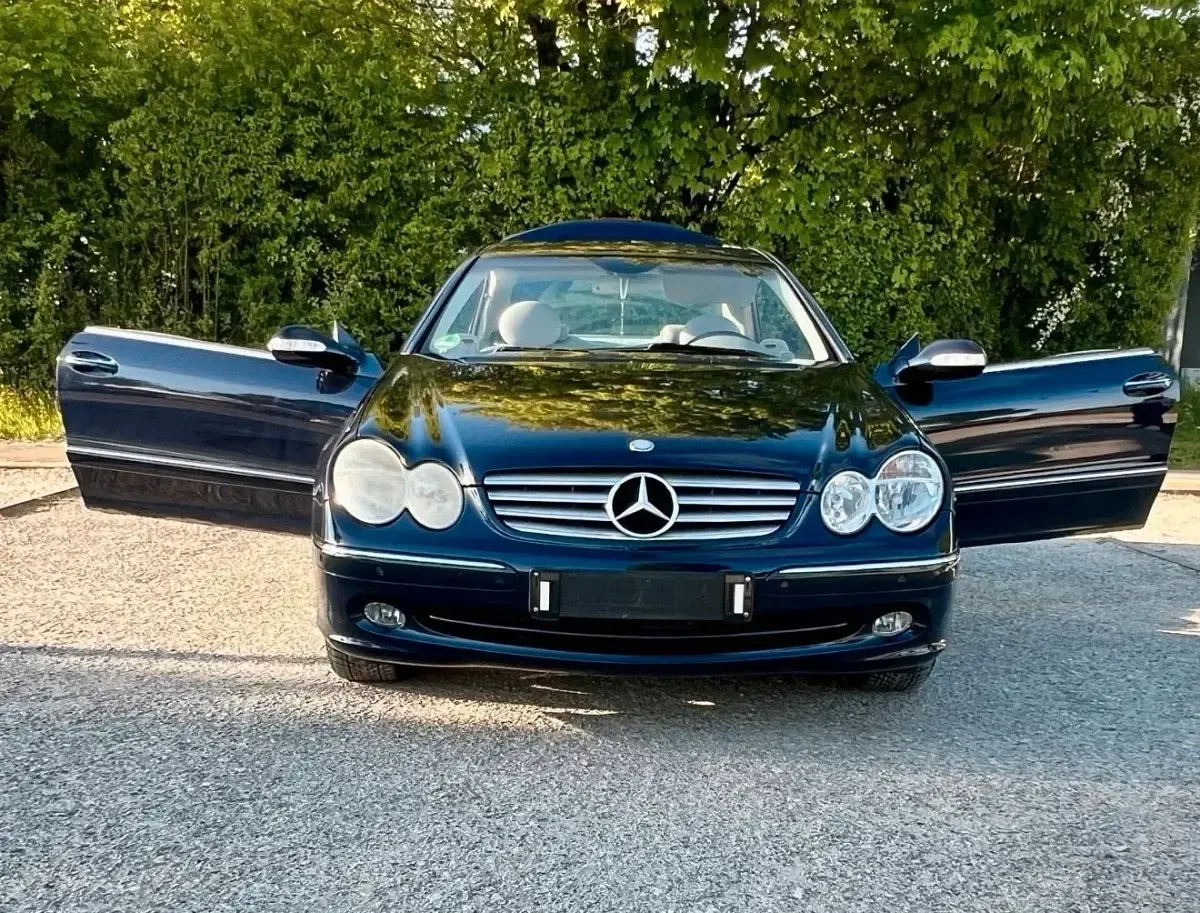 Gebraucht Mercedes CLK320 218 PS (160 kW) 2002 Schwarz Coupé