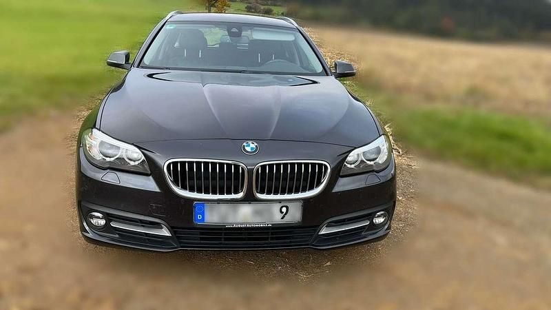 Gebraucht BMW 520 190 PS (139 kW) 2017 Schwarz Kombi