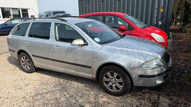 Gebraucht Skoda Octavia 105 PS (77 kW) 2007 Silber Kombi