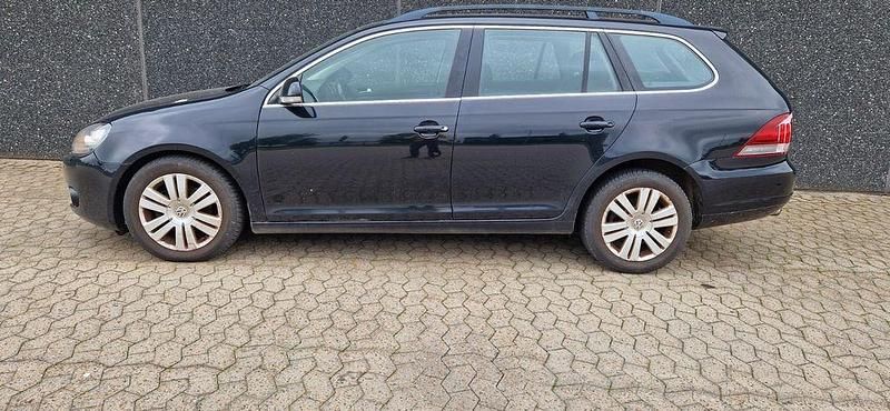 Schwarz Gebraucht 2011 VW Golf VI Kleinwagen | 1.949 € (Superpreis) - Bild 1/4