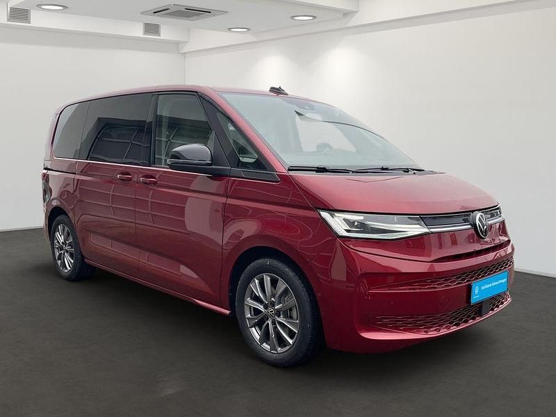 Gebraucht VW Multivan Life 204 PS (150 kW) 2025 Rot Van