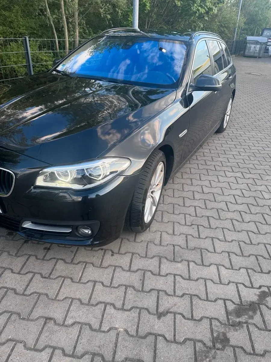 Gebraucht BMW 525 Luxury Line 218 PS (160 kW) 2016 Schwarz Kombi